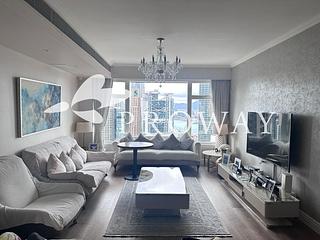 Mid Levels Central - Wealthy Heights 02