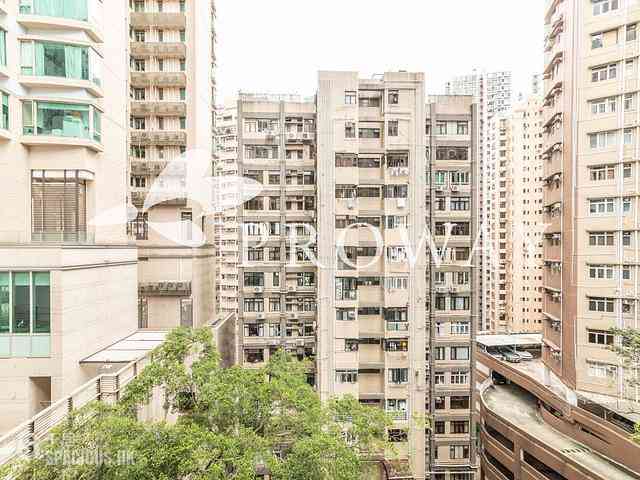 Mid Levels Central - Emerald Court 02