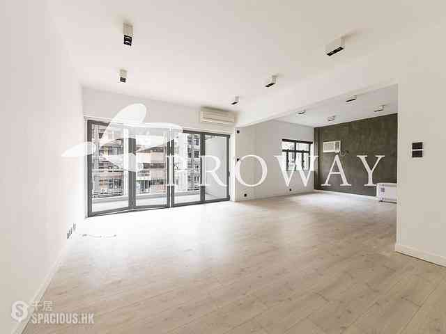 Mid Levels Central - Emerald Court 03