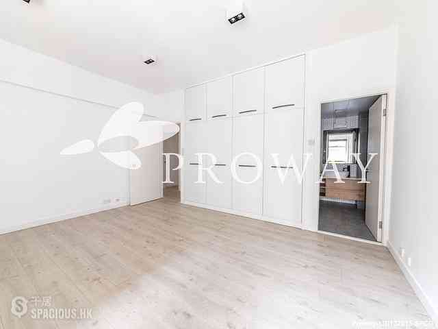 Mid Levels Central - Emerald Court 06
