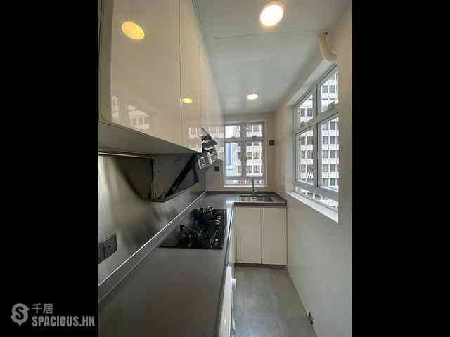 Wan Chai - Tak On Mansion 14
