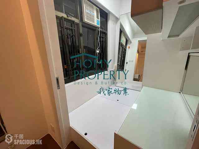 Mid Levels Central - Good View Court 08