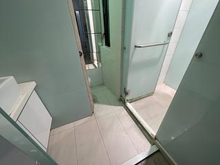 Mid Levels Central - Good View Court 12