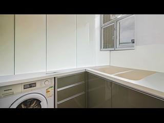 Sai Ying Pun - Island Crest 09