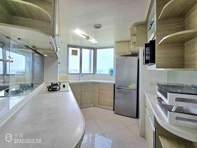 Tung Chung - Caribbean Coast Phase 4 Crystal Cove 09