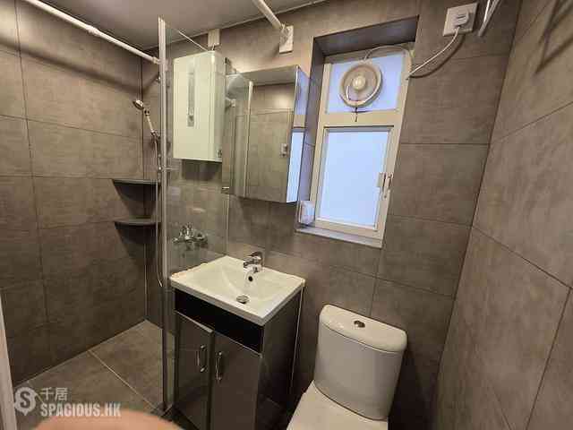 Wan Chai - Galway Court 09