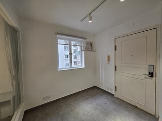 Wan Chai - Galway Court 05