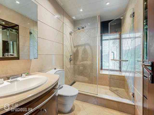 Stubbs Road - White Jade 06