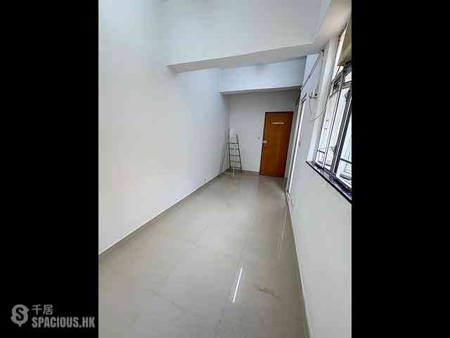 Mong Kok - 205, Reclamation Street 01