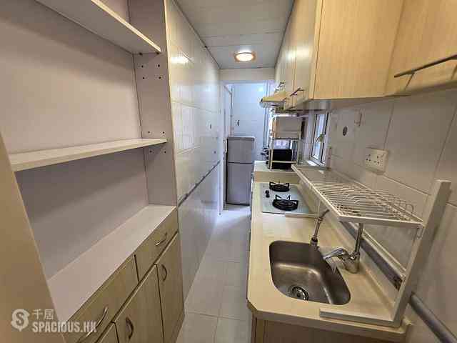Wan Chai - Galway Court 04