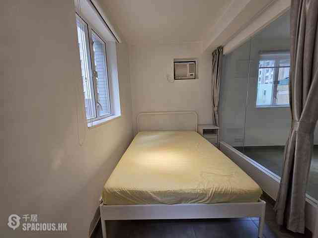 Wan Chai - Galway Court 03
