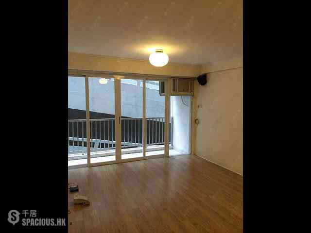 Wan Chai - Phoenix Court Block 1 03