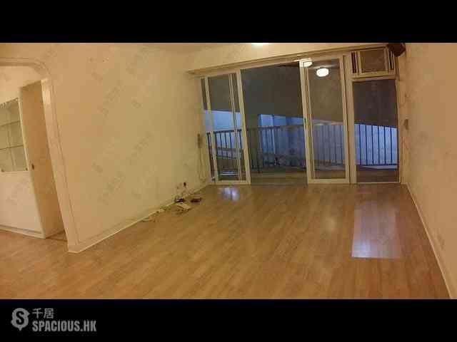 Wan Chai - Phoenix Court Block 1 04