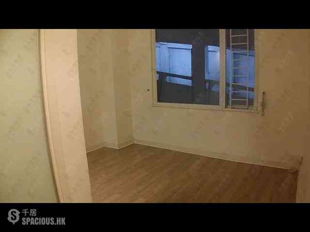 Wan Chai - Phoenix Court Block 1 12