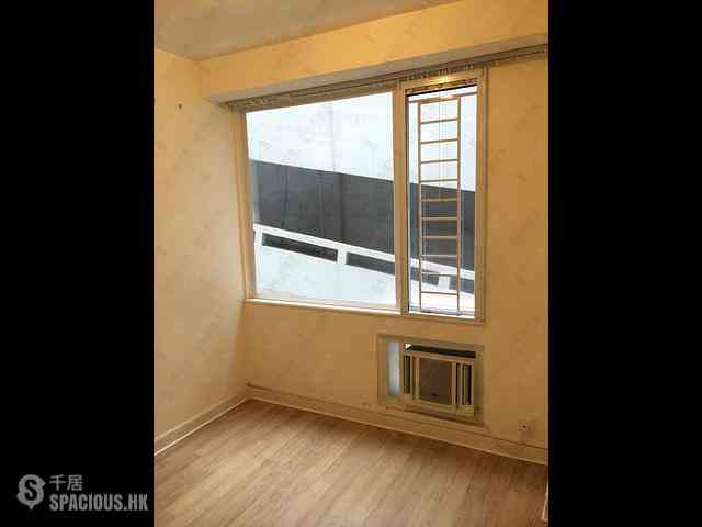 Wan Chai - Phoenix Court Block 1 16