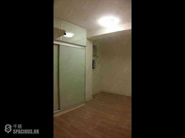 Wan Chai - Phoenix Court Block 1 19