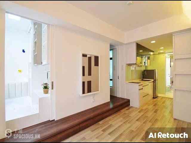 Mid Levels Central - Good View Court 02