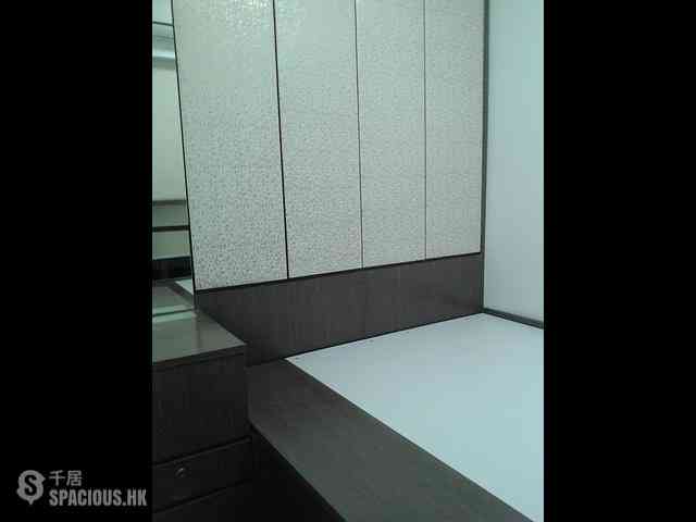 Mid Levels Central - Good View Court 06