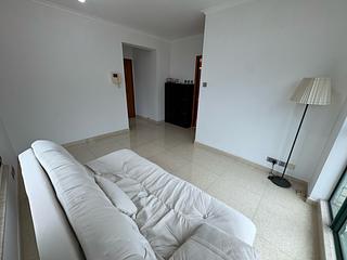 Kennedy Town - University Heights Block 2 02