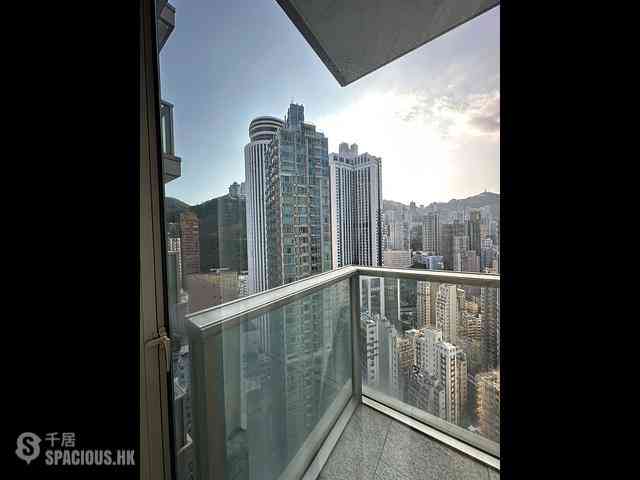 Wan Chai - The Avenue Phase 2 Block 3 02