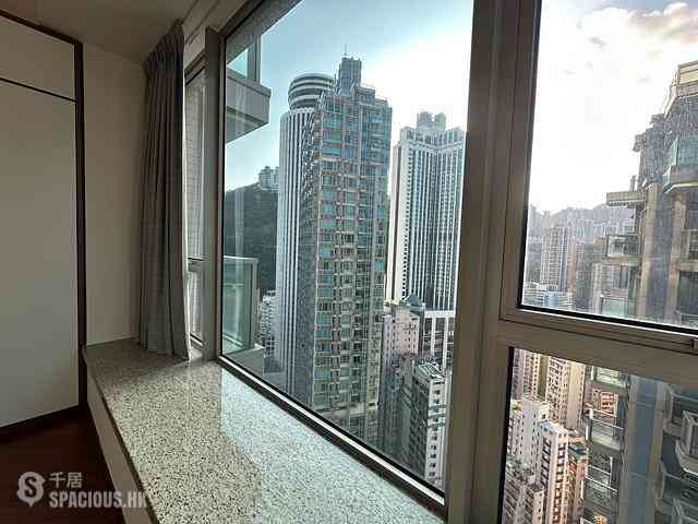 Wan Chai - The Avenue Phase 2 Block 3 01