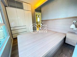 Wan Chai - Royal Court 10