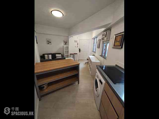 Mid Levels Central - 47A-47B, Caine Road 03