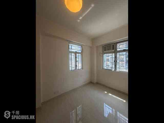 Wan Chai - Lucky House 05