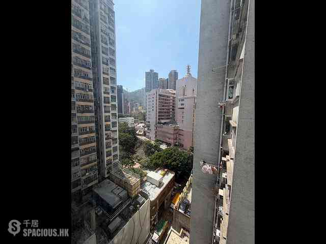 Wan Chai - Lucky House 09