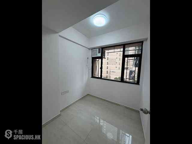 Wan Chai - Wing Tak Building Block B 02