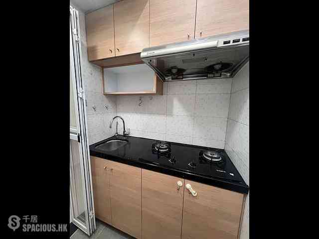 Wan Chai - Wing Tak Building Block B 04