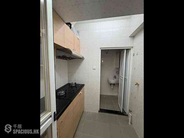 Wan Chai - Wing Tak Building Block B 05