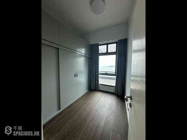 Repulse Bay - Grosvenor Place 05