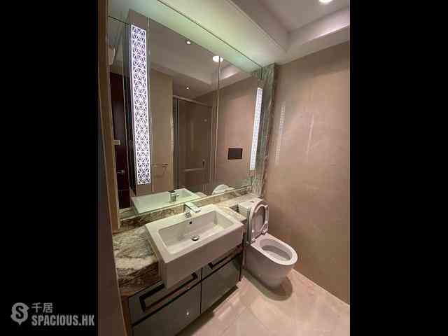 Wan Chai - The Avenue Phase 2 Block 2 10