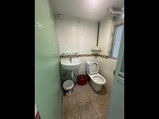 Wan Chai - Hennessy Building 06