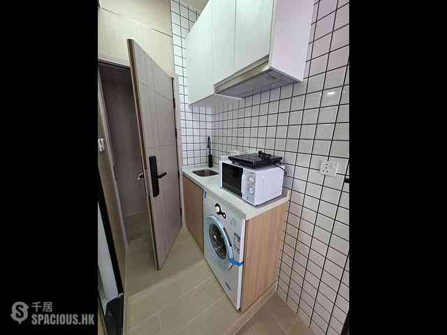 Mong Kok - 901, Canton Road 04