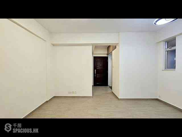 Wan Chai - Wing Tak Building 07