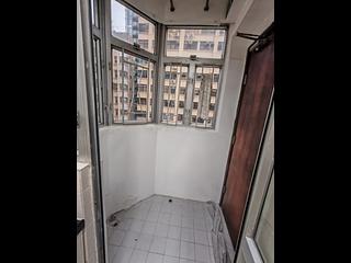 Sai Ying Pun - New Start Building 06