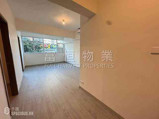 Wan Chai - Wing Cheung Mansion 06
