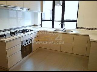 Mid Levels Central - Villa Elegance 02