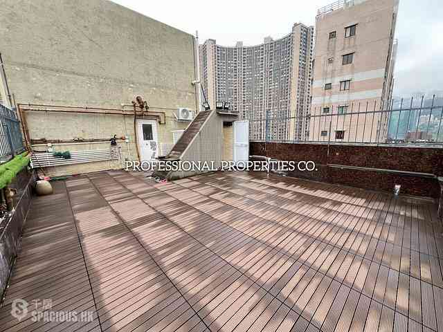 Happy Valley - Jade Terrace 01