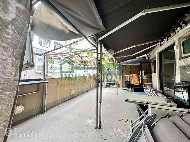Central - Tim Po Court 01