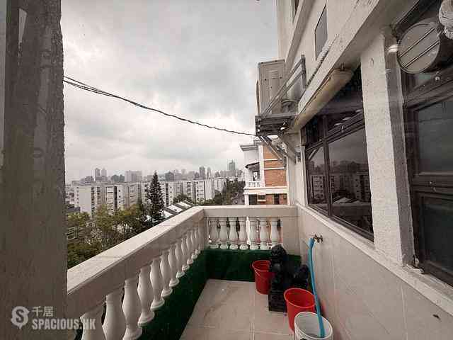 Yau Yat Chuen - Parc Oasis Block 19 12