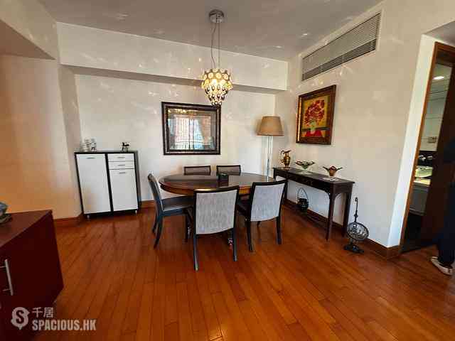 West Kowloon - The Harbourside Block 3 05