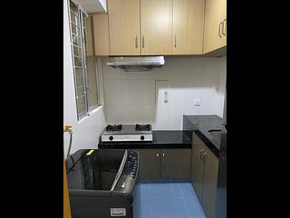 Whampoa Garden - Whampoa Garden Phase 11 Bauhinia Mansions Block 2 02