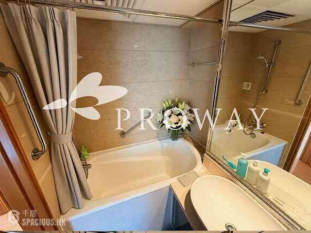 Siu Sai Wan - Island Resort 03