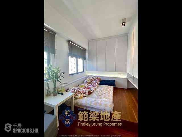 Mui Wo - Lucky Court 02