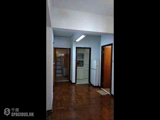 Fortress Hill - Yuet Ming Building 07