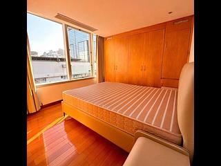 Wan Chai - Convention Plaza Apartments 02