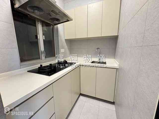 Happy Valley - Winner House 05